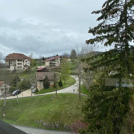 Chaleureux Le Cabris Du Mont D'or * Jougne